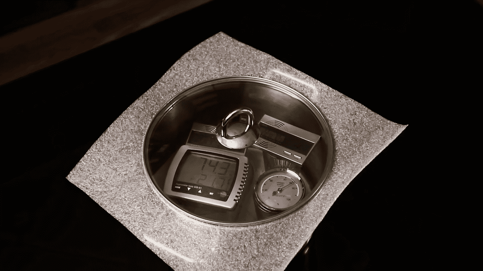 Cigar Hygrometers Guide Seth's Humidor