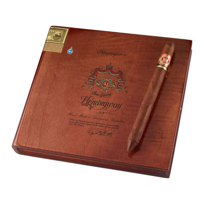 arturo-fuente-hemingway-masterpiece