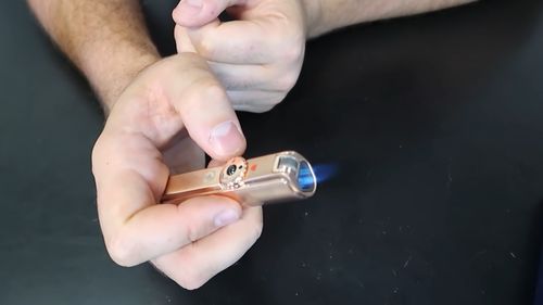 how to pack and light a tobacco pipe