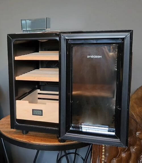 NeedOne Humidor Review