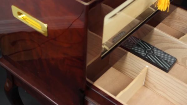 Supreme Geneve Humidor Review