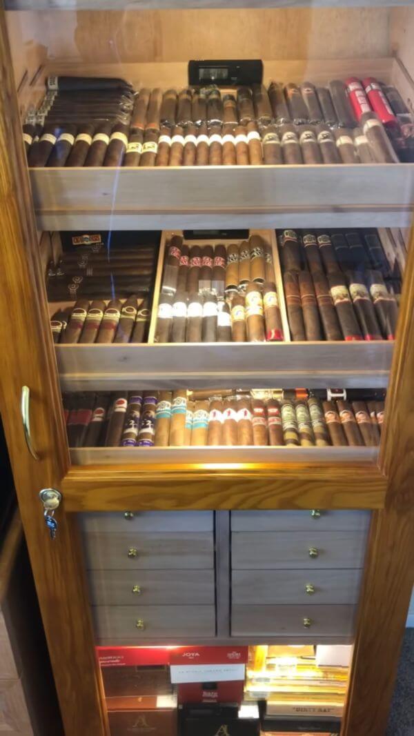 Premium Quality Tower of Power Humidor Review